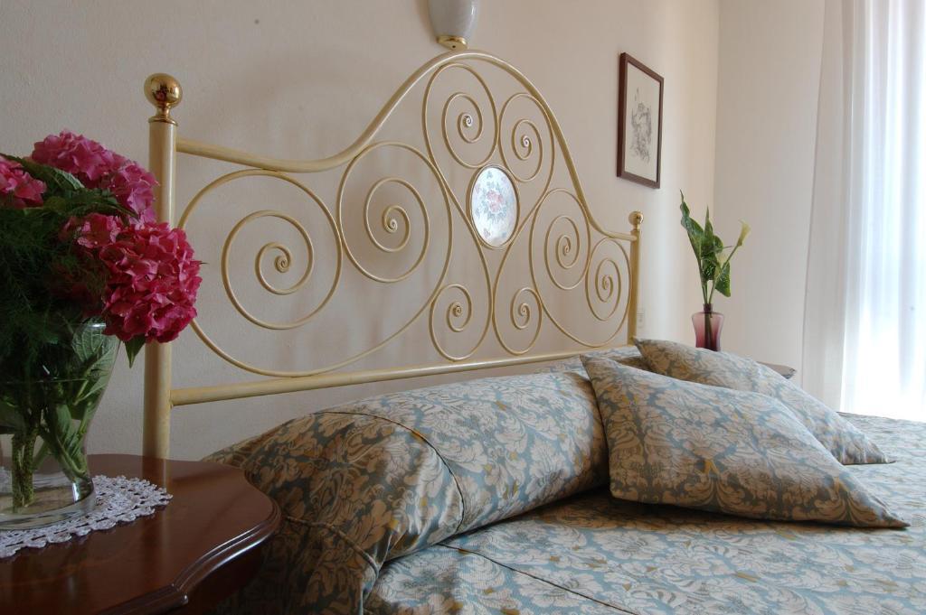 Hotel San Michele San Gimignano Phòng bức ảnh